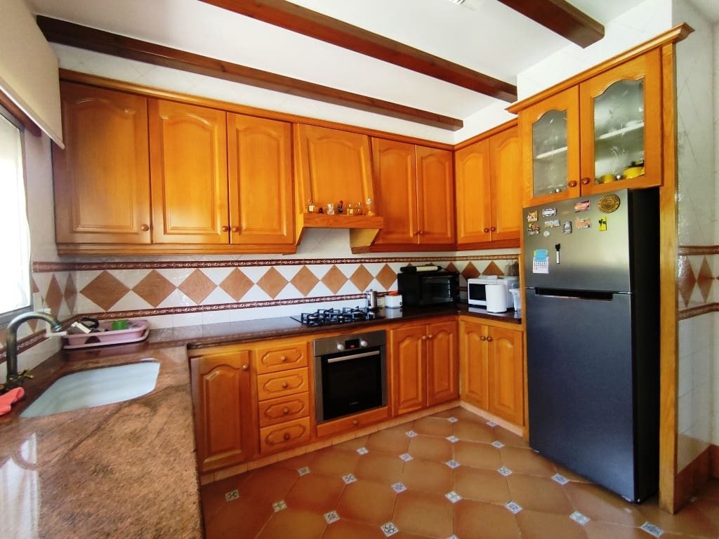 6 bedroom Villa for sale in Muro de Alcoy with pool garage - € 430,000 (Ref: 9922644)