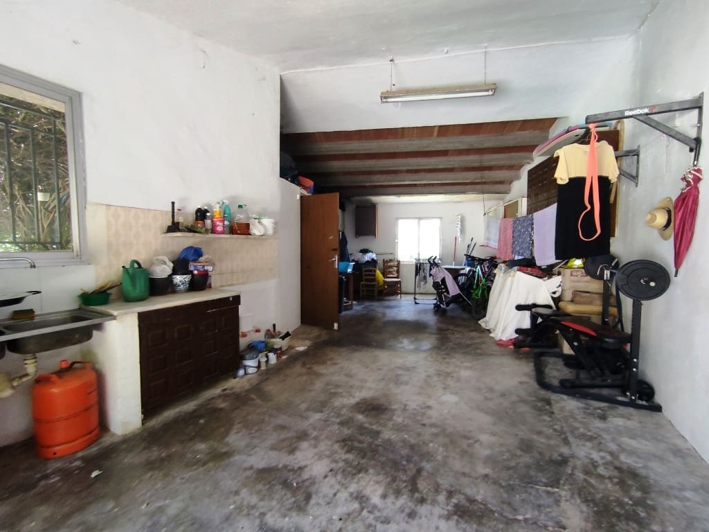 6 bedroom Villa for sale in Muro de Alcoy with pool garage - € 430,000 (Ref: 9922644)