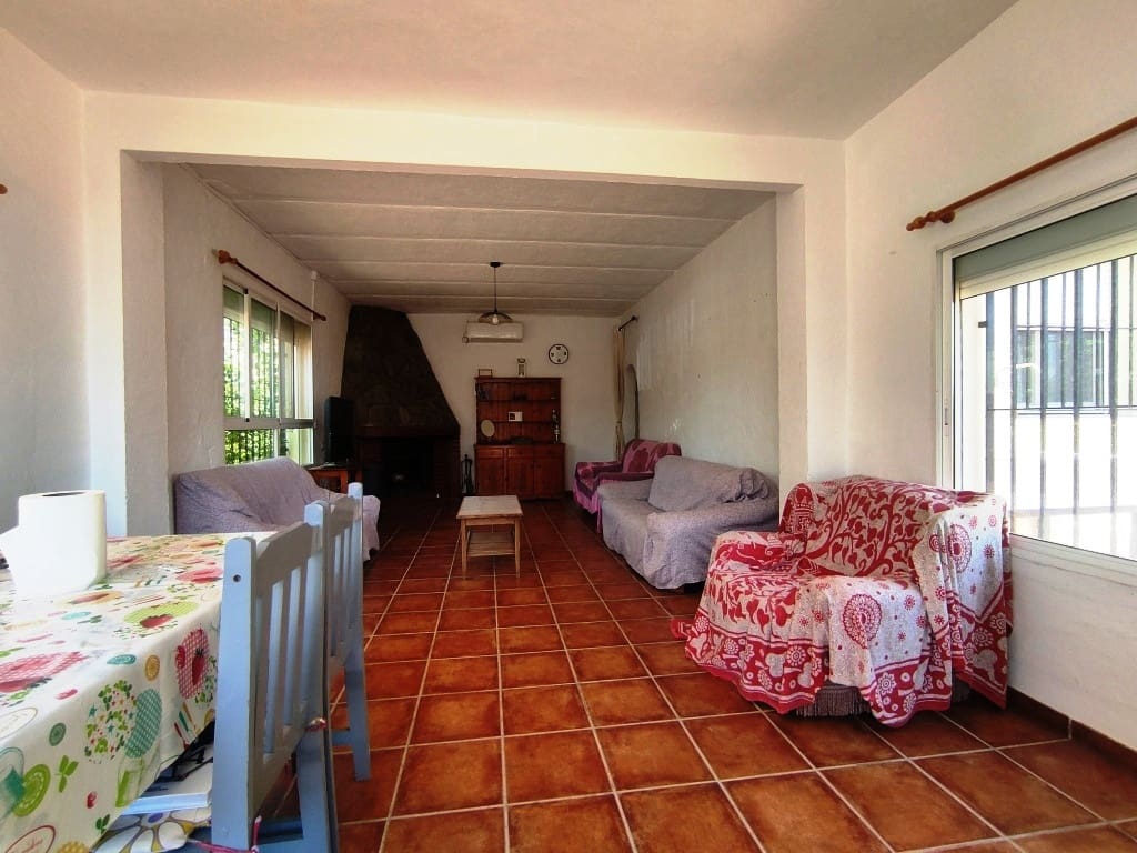 3 bedroom Finca/Country House for sale in Catamarruc - € 150,000 (Ref: 9966043)