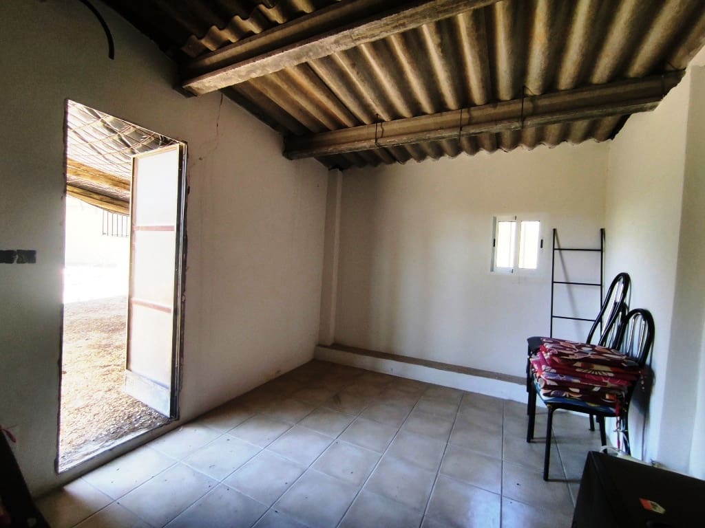 3 bedroom Finca/Country House for sale in Catamarruc - € 150,000 (Ref: 9966043)