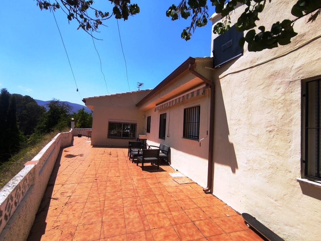 3 bedroom Finca/Country House for sale in Catamarruc - € 150,000 (Ref: 9966043)