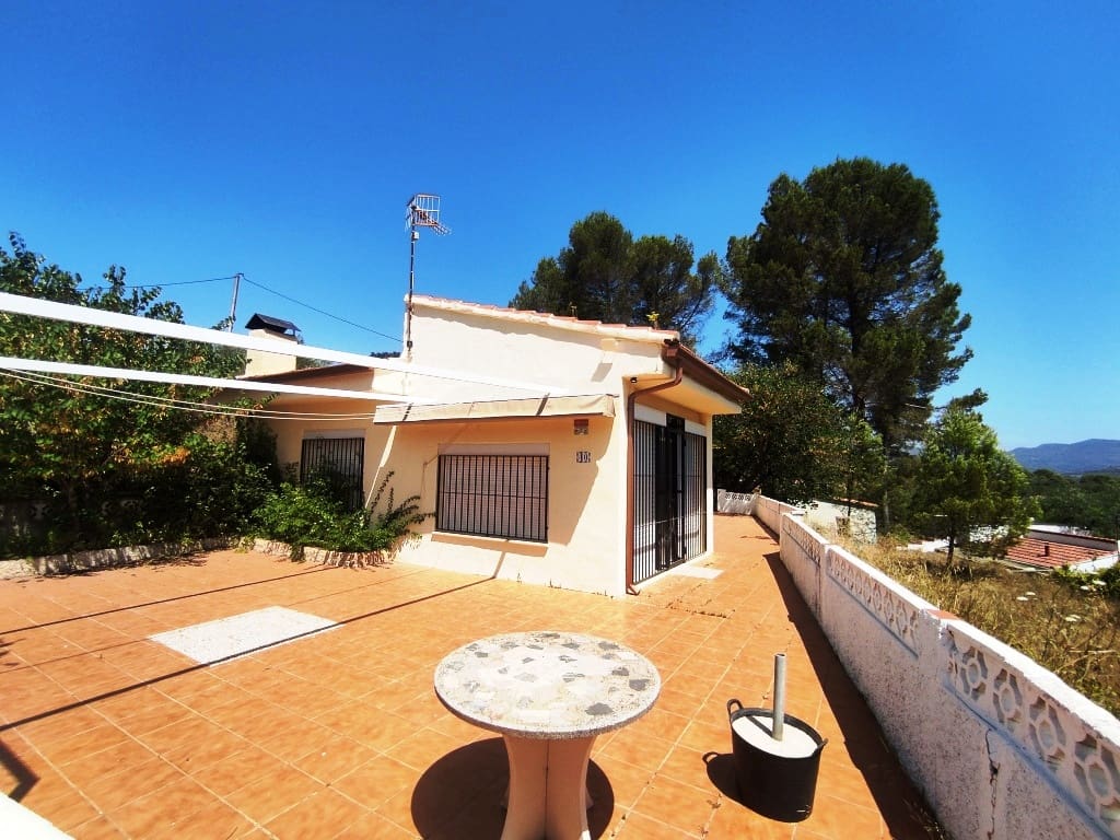 3 bedroom Finca/Country House for sale in Catamarruc - € 150,000 (Ref: 9966043)