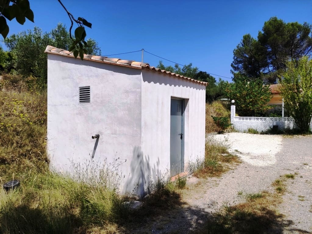 3 bedroom Finca/Country House for sale in Catamarruc - € 150,000 (Ref: 9966043)