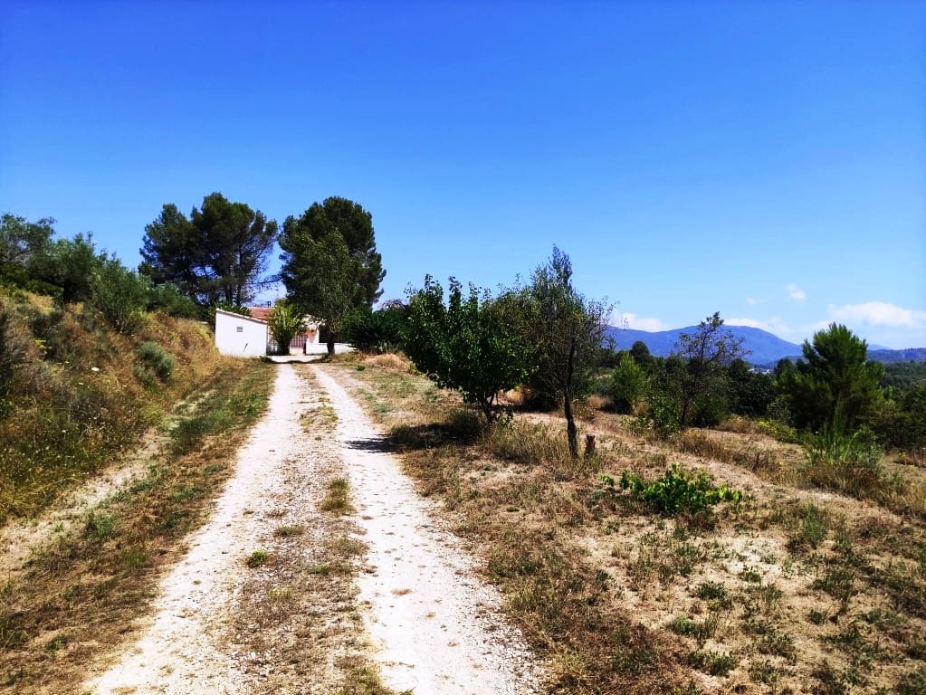 3 bedroom Finca/Country House for sale in Catamarruc - € 150,000 (Ref: 9966043)