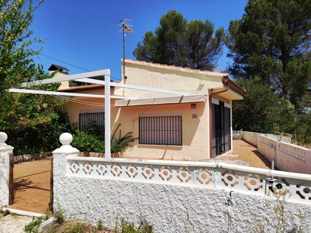 3 bedroom Finca/Country House for sale in Catamarruc - € 150,000 (Ref: 9966043)