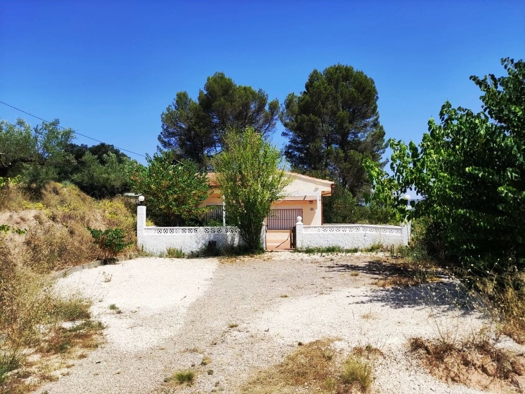 3 bedroom Finca/Country House for sale in Catamarruc - € 150,000 (Ref: 9966043)