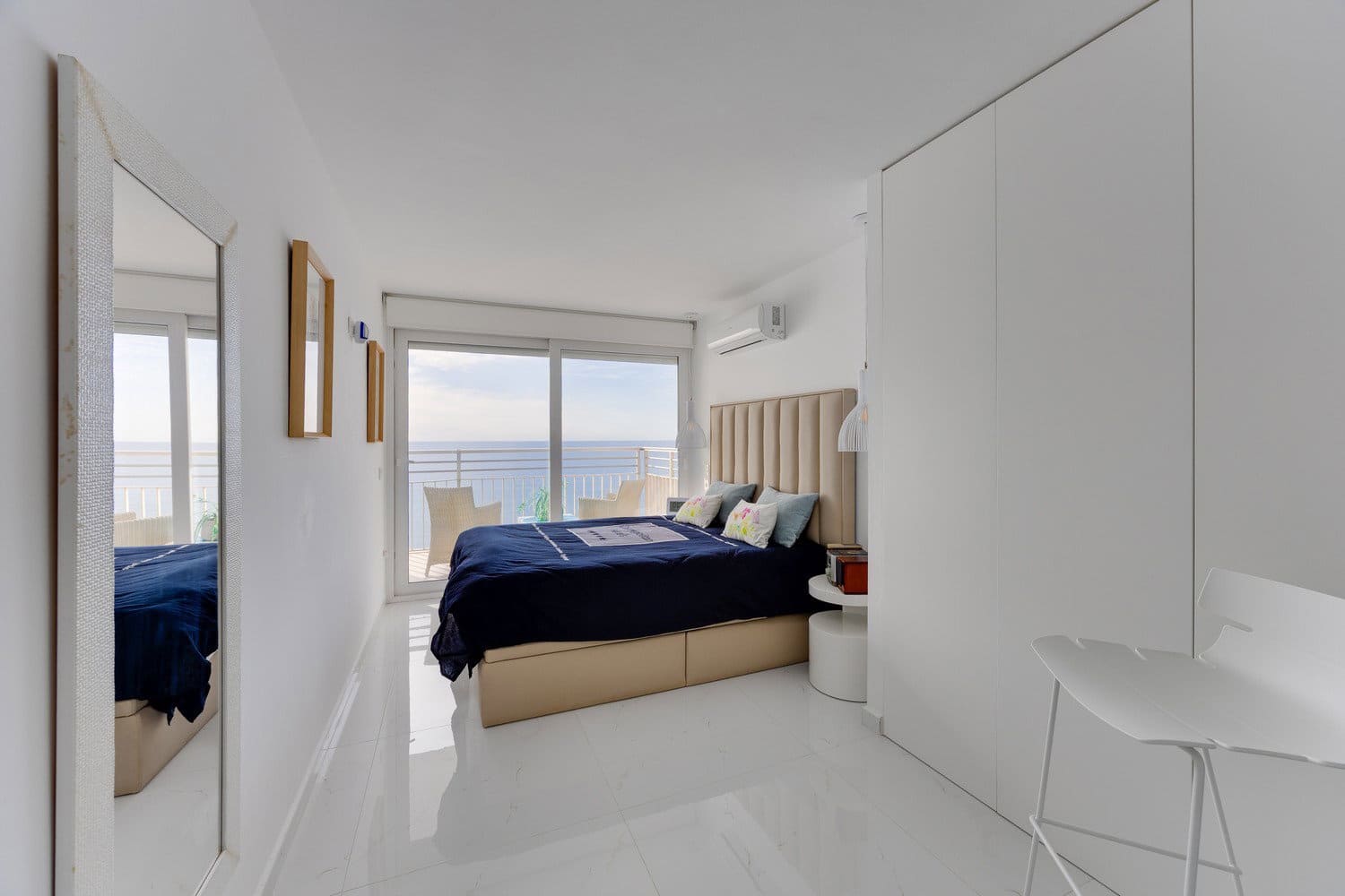 3 bedroom Apartment for sale in Torrevieja with pool garage - € 398,000 (Ref: 10091471)