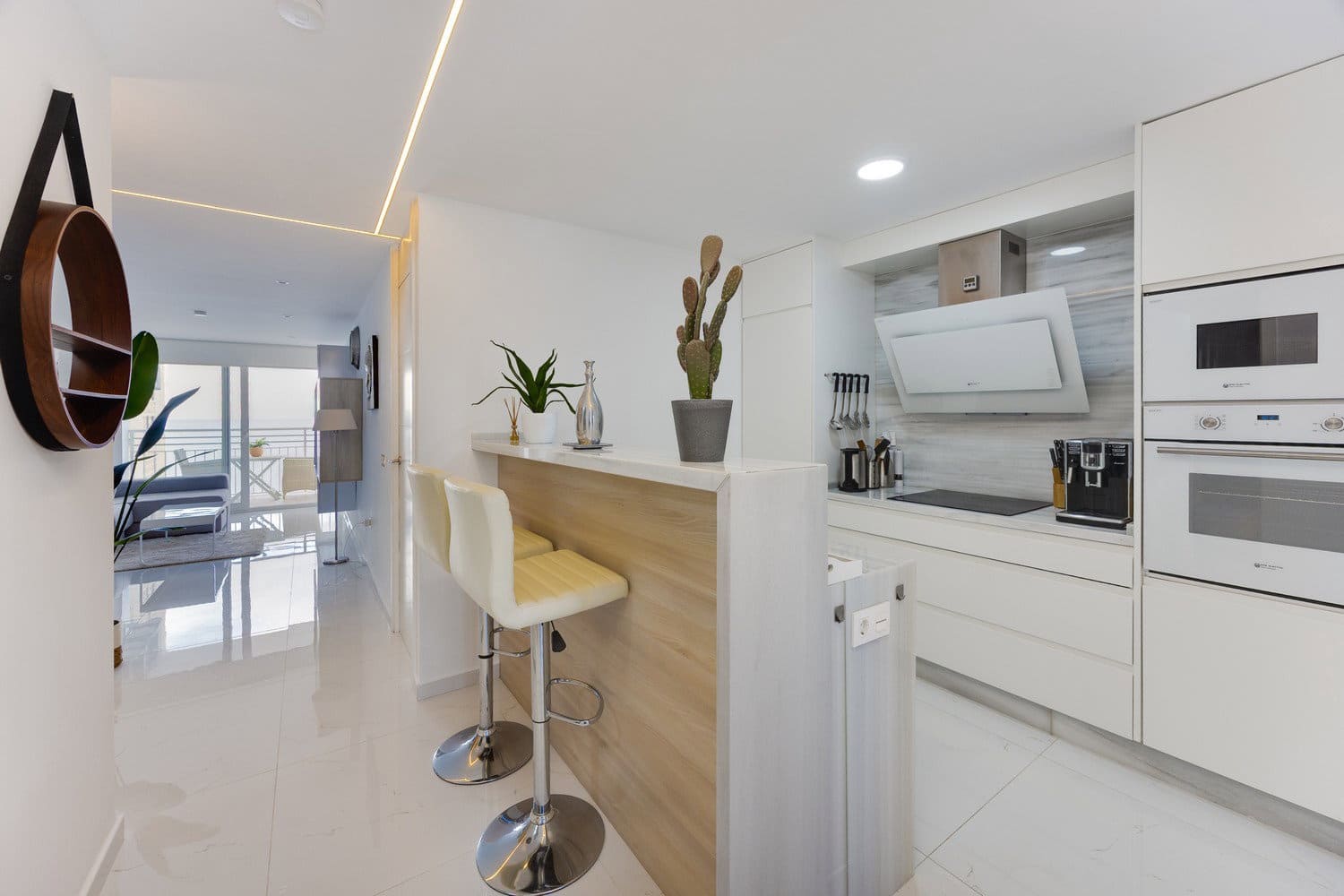 3 bedroom Apartment for sale in Torrevieja with pool garage - € 398,000 (Ref: 10091471)