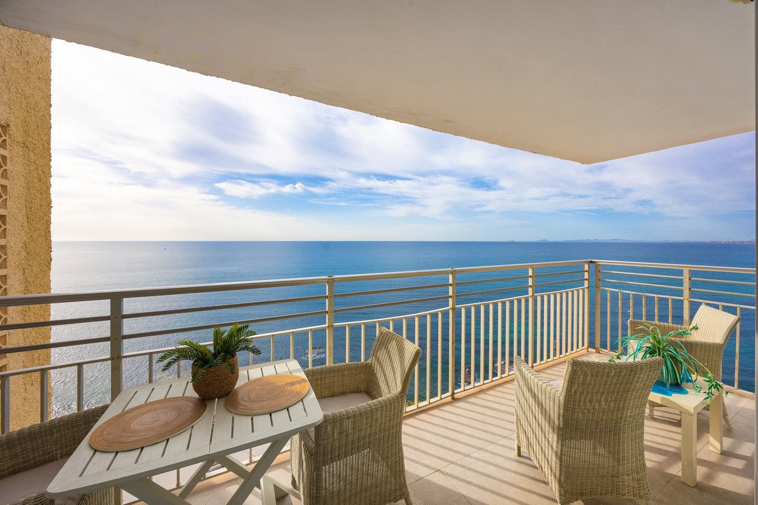 3 bedroom Apartment for sale in Torrevieja with pool garage - € 398,000 (Ref: 10091471)