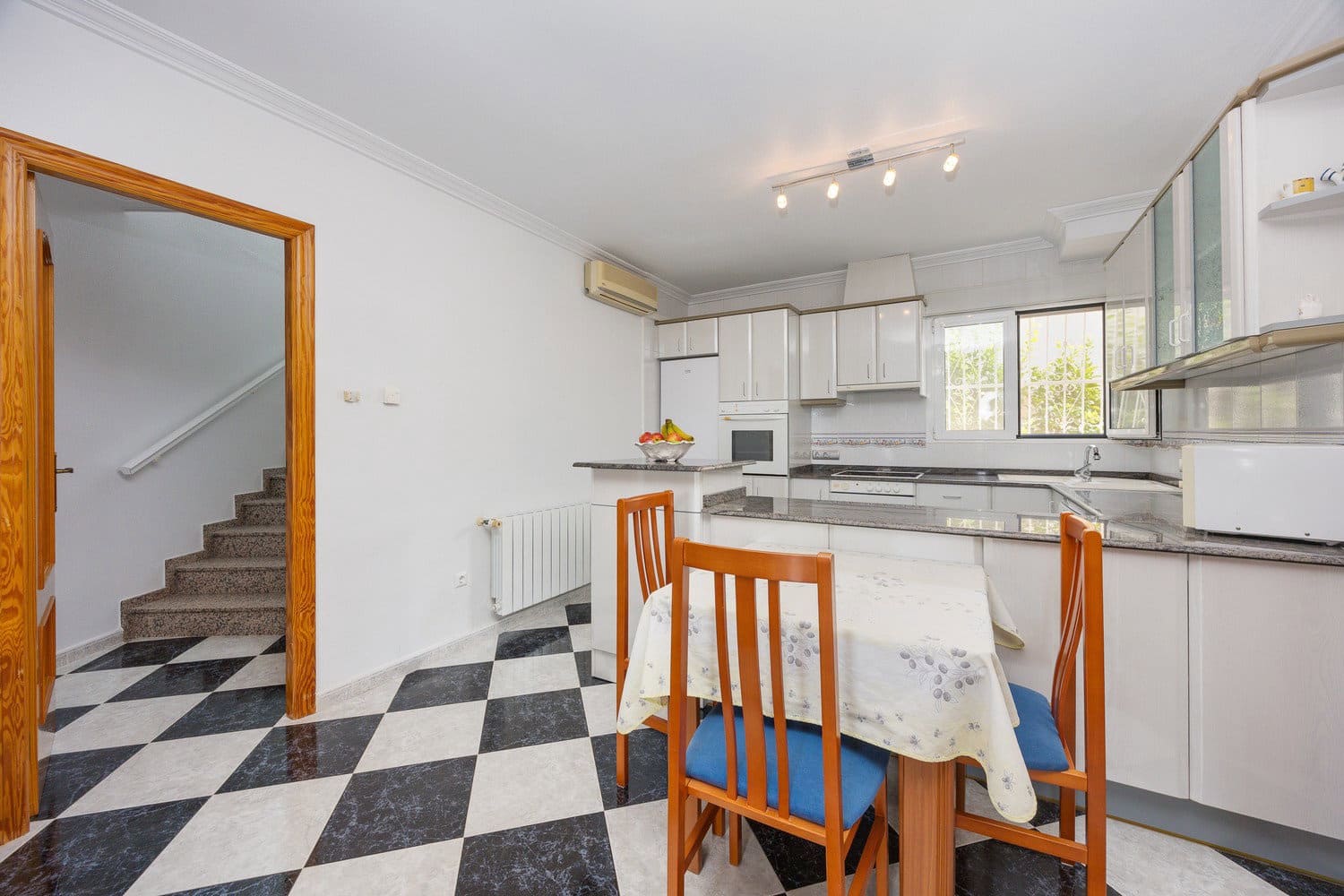 4 sypialnia Willa na sprzedaż w Rojales z basenem garażem - 590 000 € (Ref: 10091472)