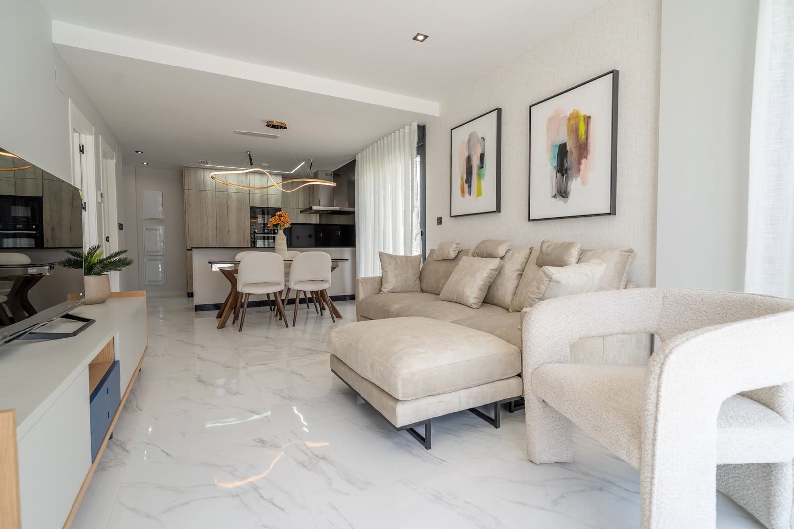 4 Zimmer Villa zu verkaufen in Orihuela Costa mit Pool Garage - 699.900 € (Ref: 10091473)