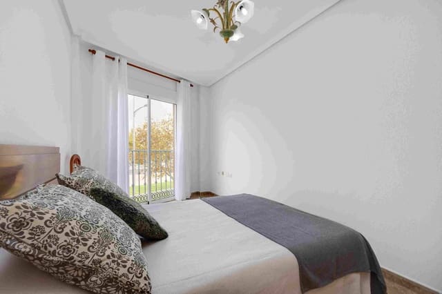 3 bedroom Apartment for rent in Pilar de la Horadada ciudad, Pilar de la Horadada with garage - € 850 (Ref: 10154323)