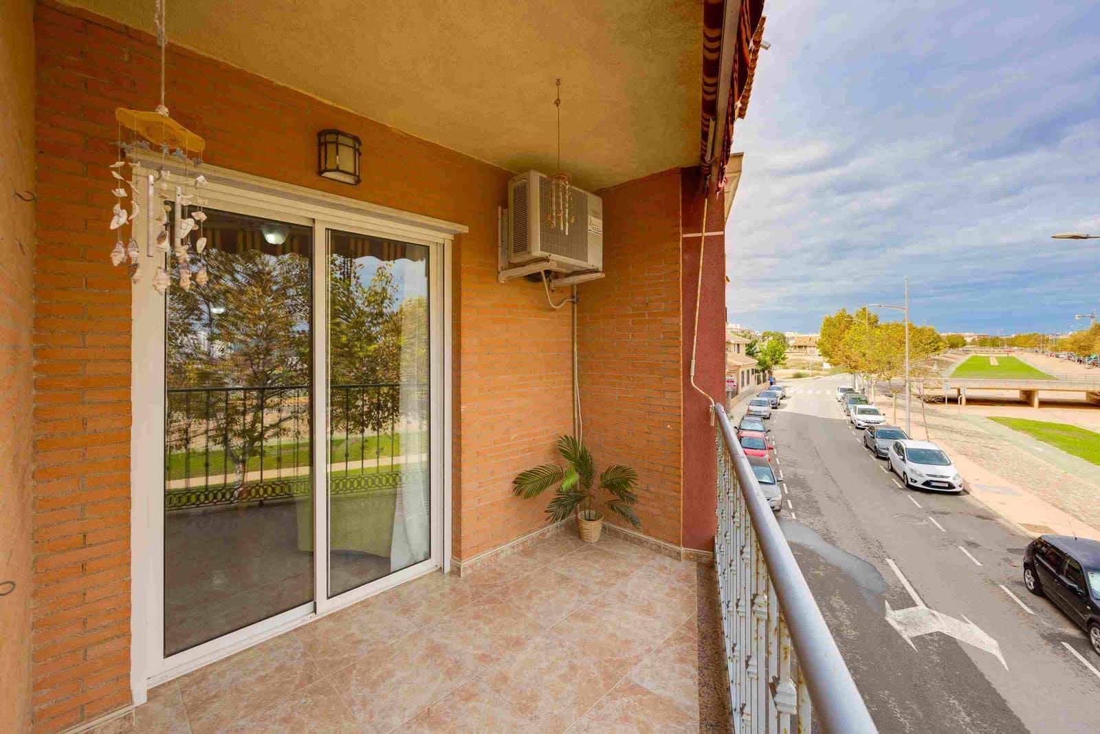 3 soveværelse Lejlighed til leje i Pilar de la Horadada med garage - € 850 (Ref: 10154323)