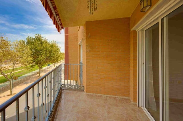 3 bedroom Apartment for rent in Pilar de la Horadada ciudad, Pilar de la Horadada with garage - € 850 (Ref: 10154323)