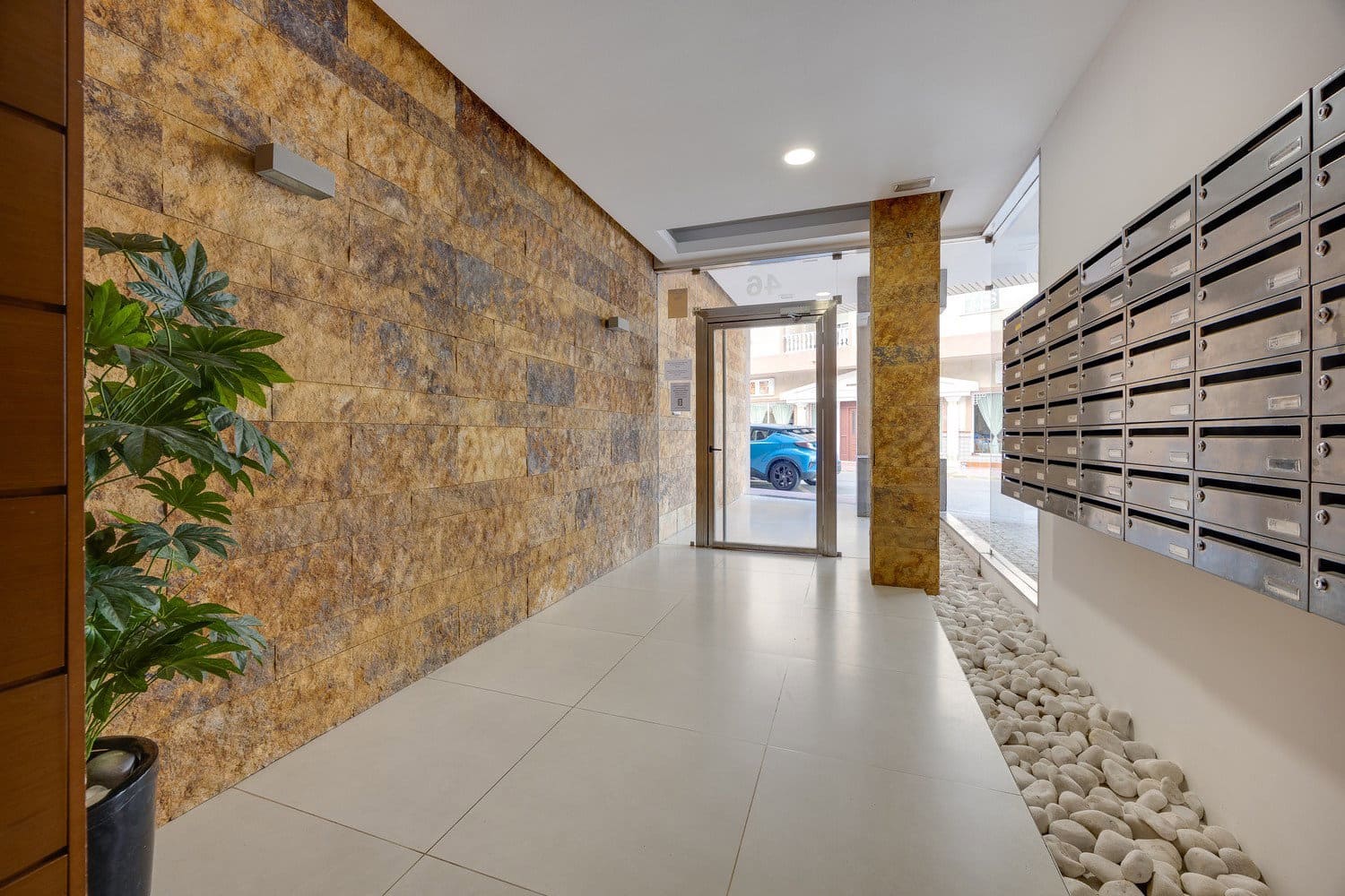 2 soverom Leilighet til salgs i Torrevieja med garasje - € 185 000 (Ref: 10156171)