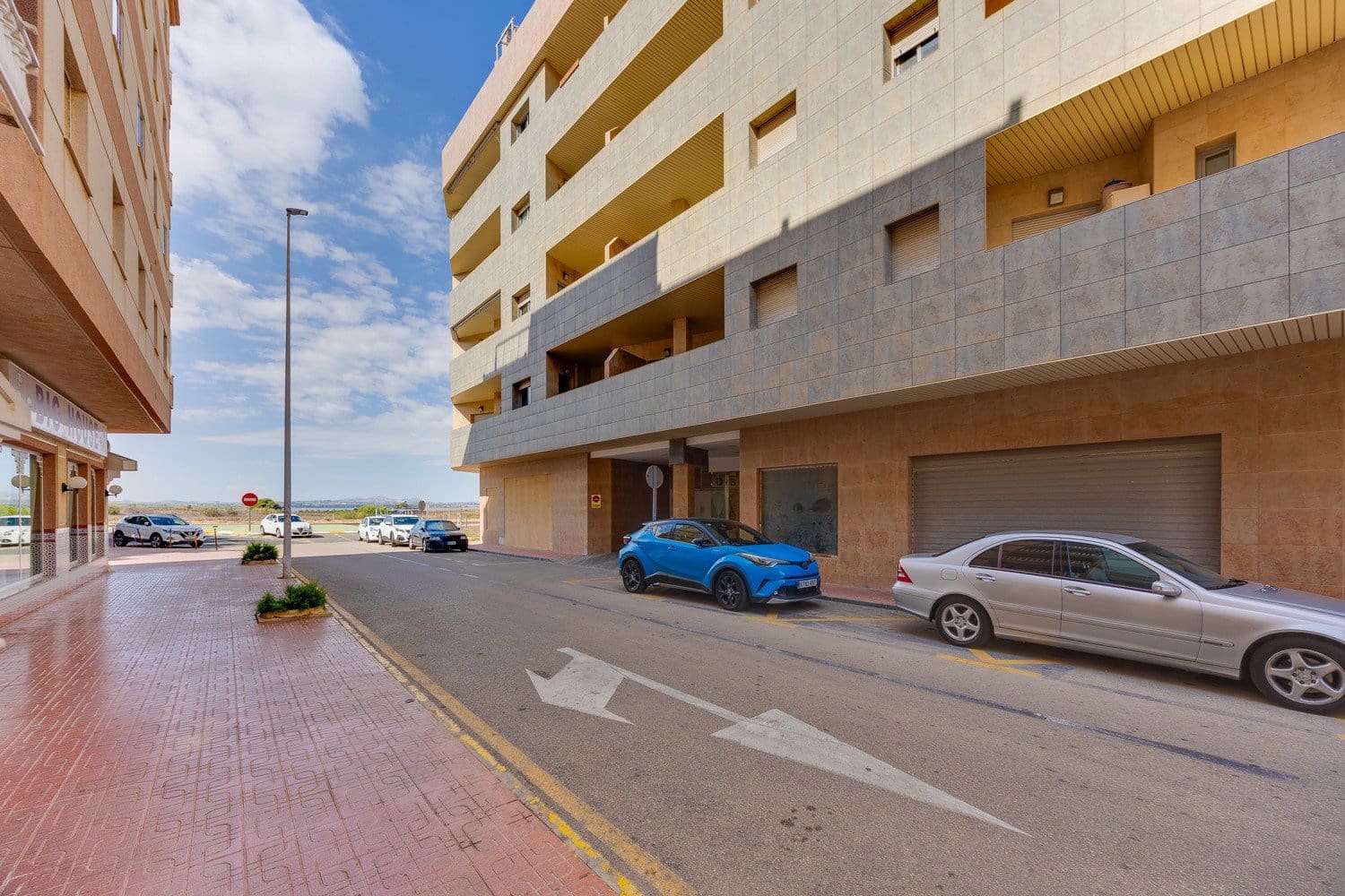2 soverom Leilighet til salgs i Torrevieja med garasje - € 185 000 (Ref: 10156171)