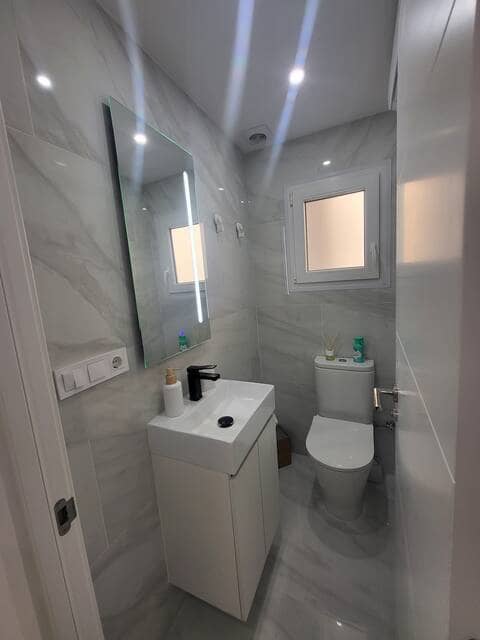 Appartement de 3 chambres à louer à Torrevieja - 1 500 € (Ref: 10160264)