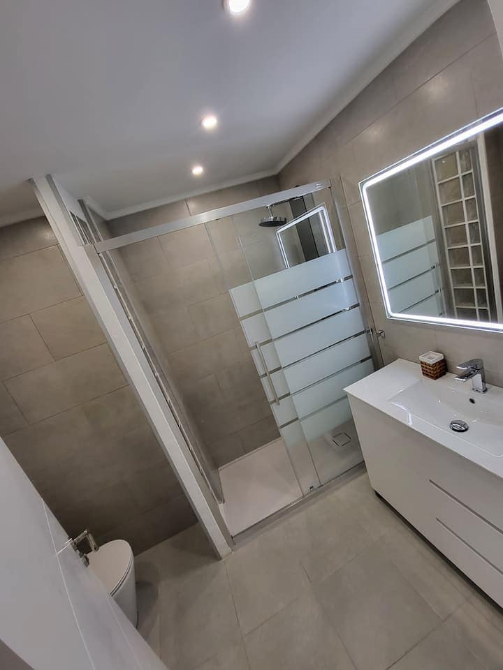 Apartamento de 3 habitaciones en Torrevieja en alquiler - 1.800 € (Ref: 10160265)