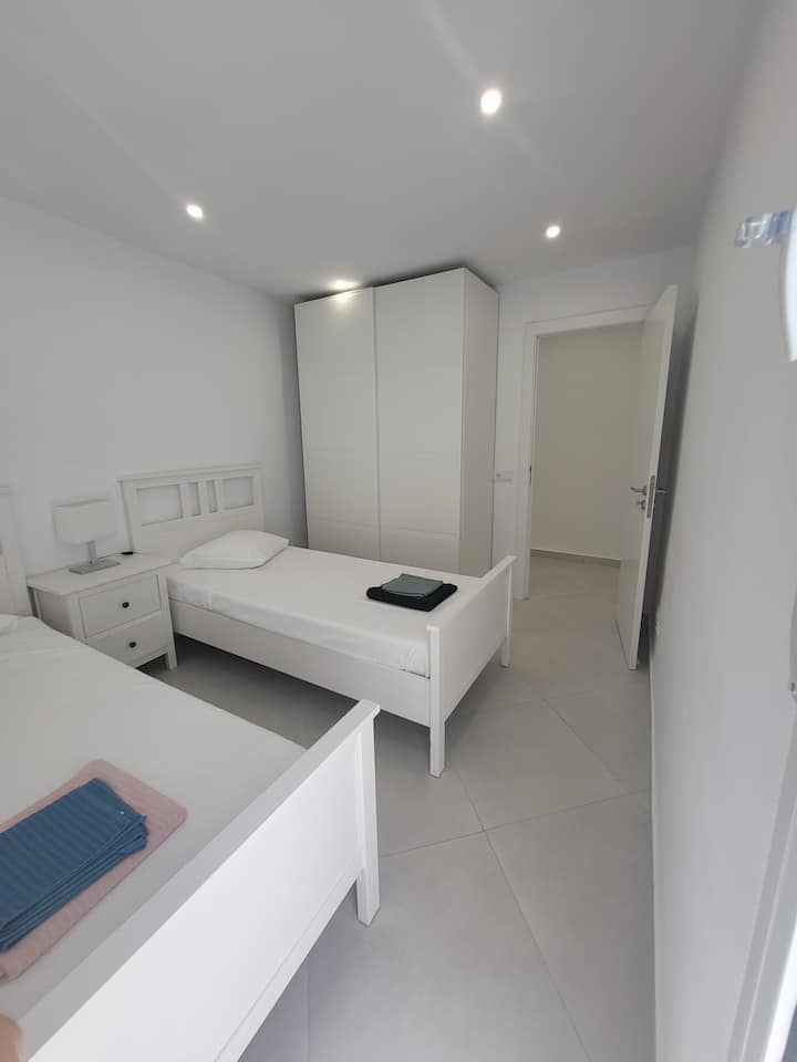 Apartamento de 3 habitaciones en Torrevieja en alquiler - 1.800 € (Ref: 10160265)