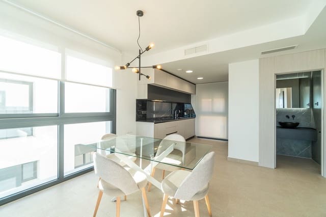 Apartamento de 4 habitaciones en Zona Pueblo, Guardamar del Segura en alquiler con piscina garaje - 2.250 € (Ref: 10160266)