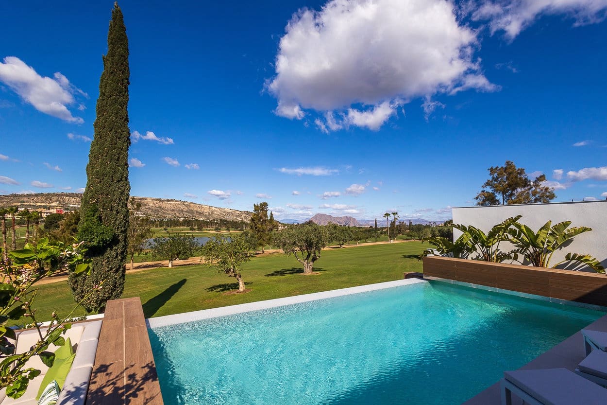 5 soveværelse Villa til salg i Algorfa med swimmingpool garage - € 1.750.000 (Ref: 10170226)