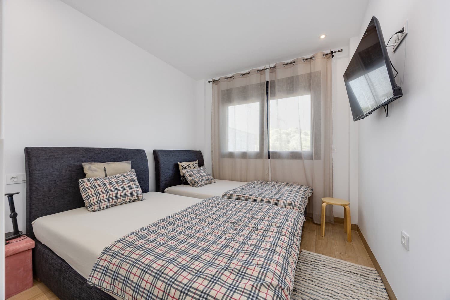 2 camera da letto Appartamento da affittare in Torrevieja con piscina garage - 1.500 € (Rif: 10183862)
