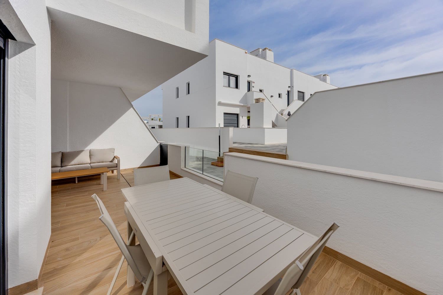 2 camera da letto Appartamento da affittare in Torrevieja con piscina garage - 1.500 € (Rif: 10183862)