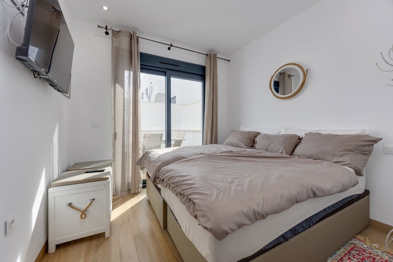 2 camera da letto Appartamento da affittare in Torrevieja con piscina garage - 1.500 € (Rif: 10183862)