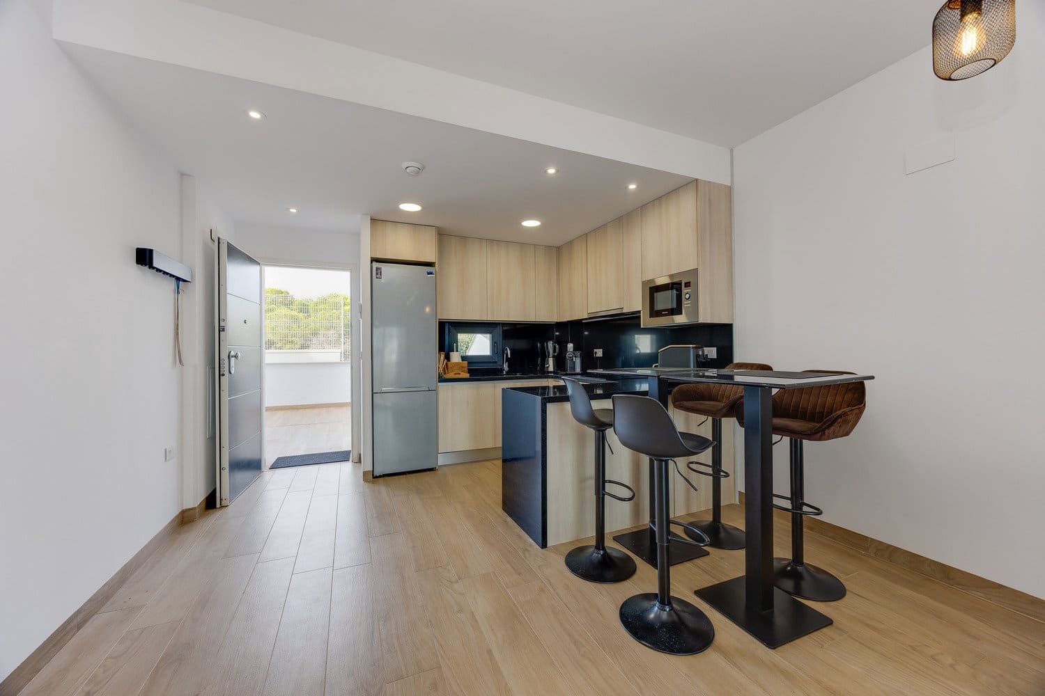 2 camera da letto Appartamento da affittare in Torrevieja con piscina garage - 1.500 € (Rif: 10183862)
