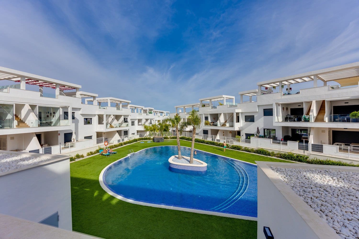 2 camera da letto Appartamento da affittare in Torrevieja con piscina garage - 1.500 € (Rif: 10183862)