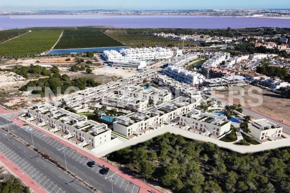 2 bedroom Apartment for sale in Los Balcones with pool - € 269,900 (Ref: 7030184)