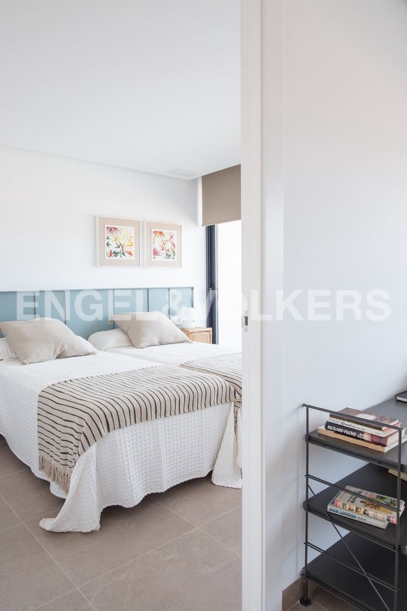 Chalet de 4 habitaciones en Orihuela Costa en venta con piscina garaje - 1.160.000 € (Ref: 7030185)
