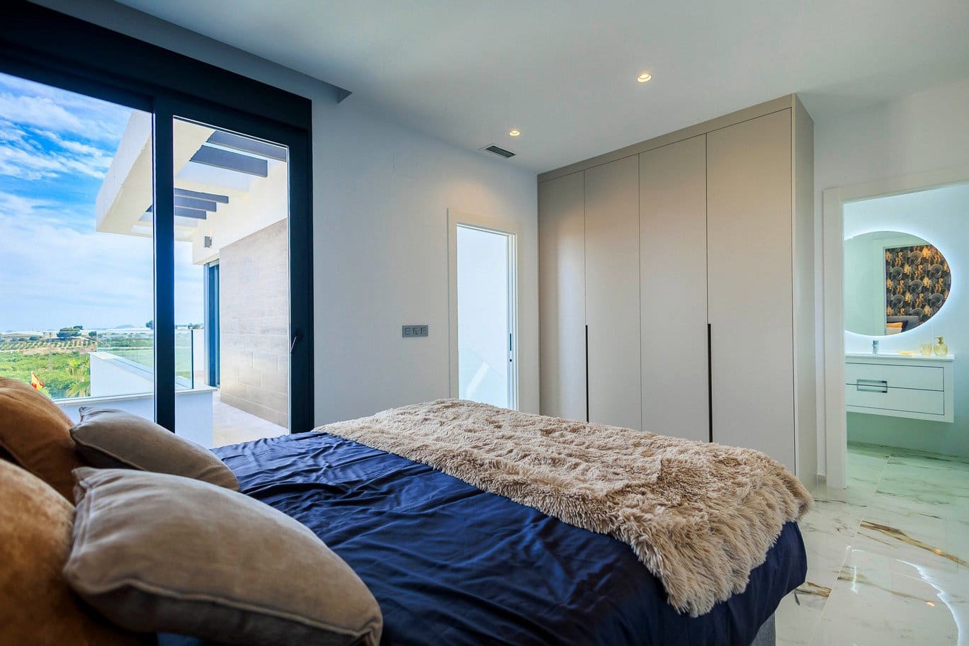 3 slaapkamer Villa te koop in Pilar de la Horadada met zwembad garage - € 420.000 (Ref: 7030186)