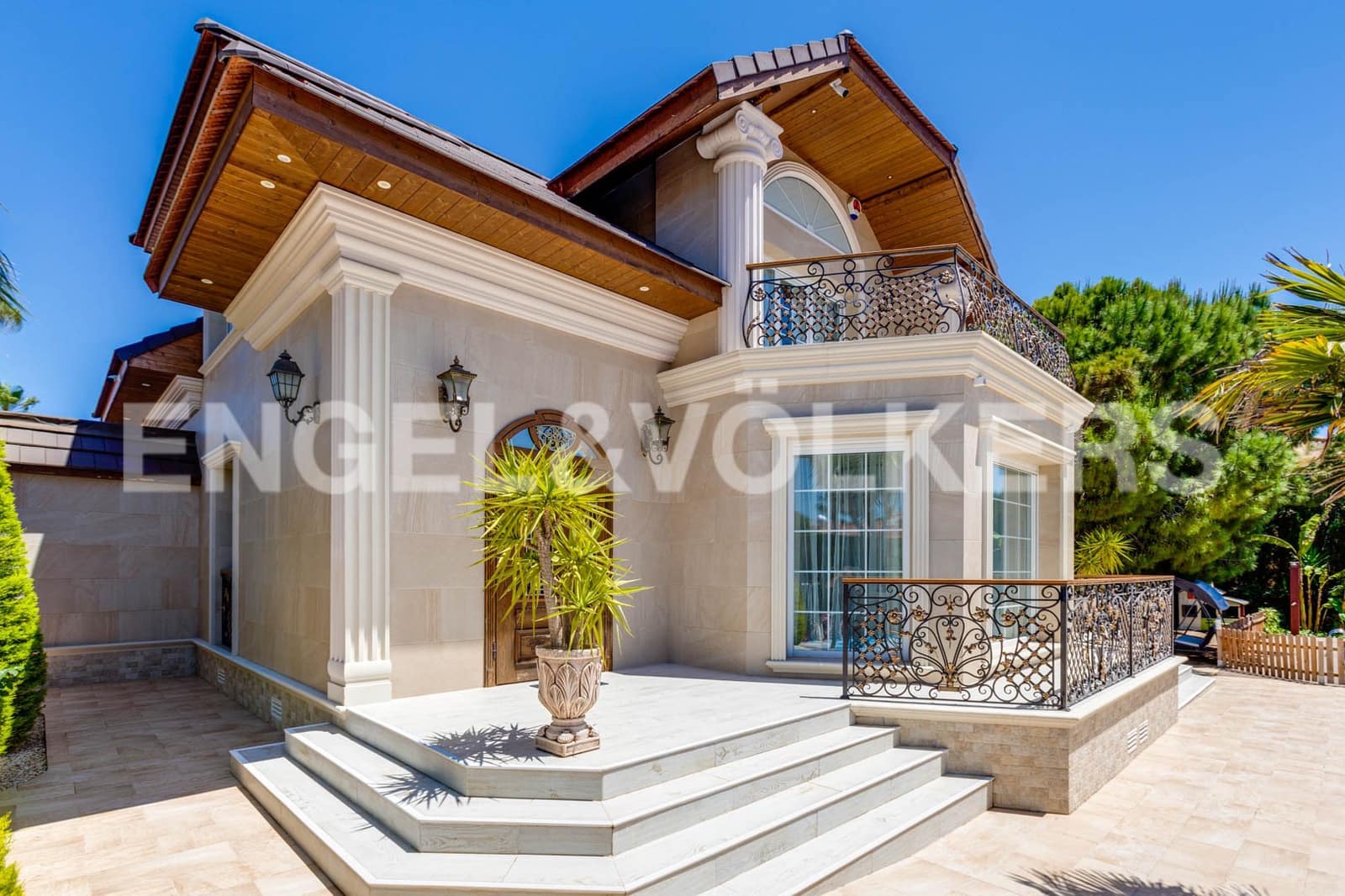 4 camera da letto Villa in vendita in Dona Pepa con piscina - 1.100.000 € (Rif: 7030212)