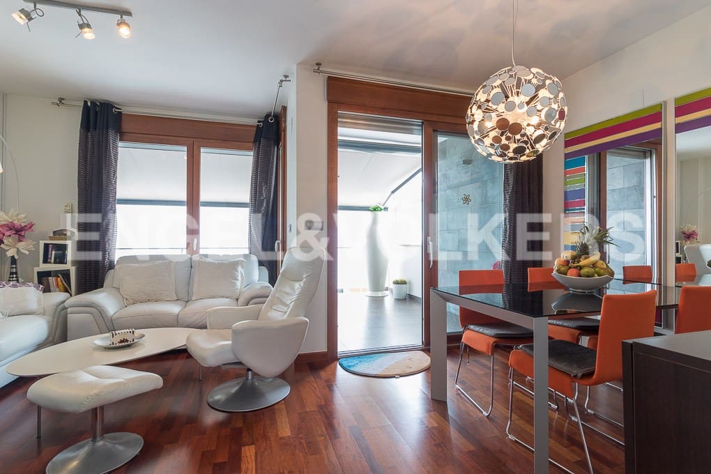 Chalet de 5 habitaciones en Guardamar del Segura en venta con piscina - 594.000 € (Ref: 7030262)