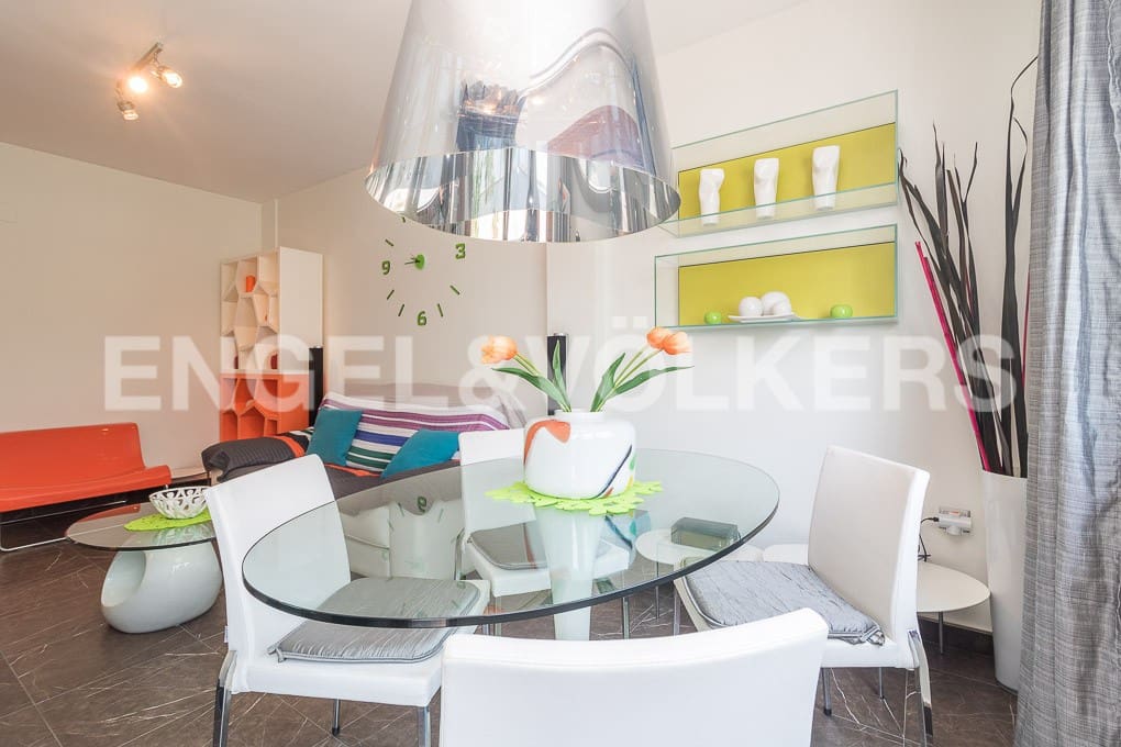 Chalet de 5 habitaciones en Guardamar del Segura en venta con piscina - 594.000 € (Ref: 7030262)