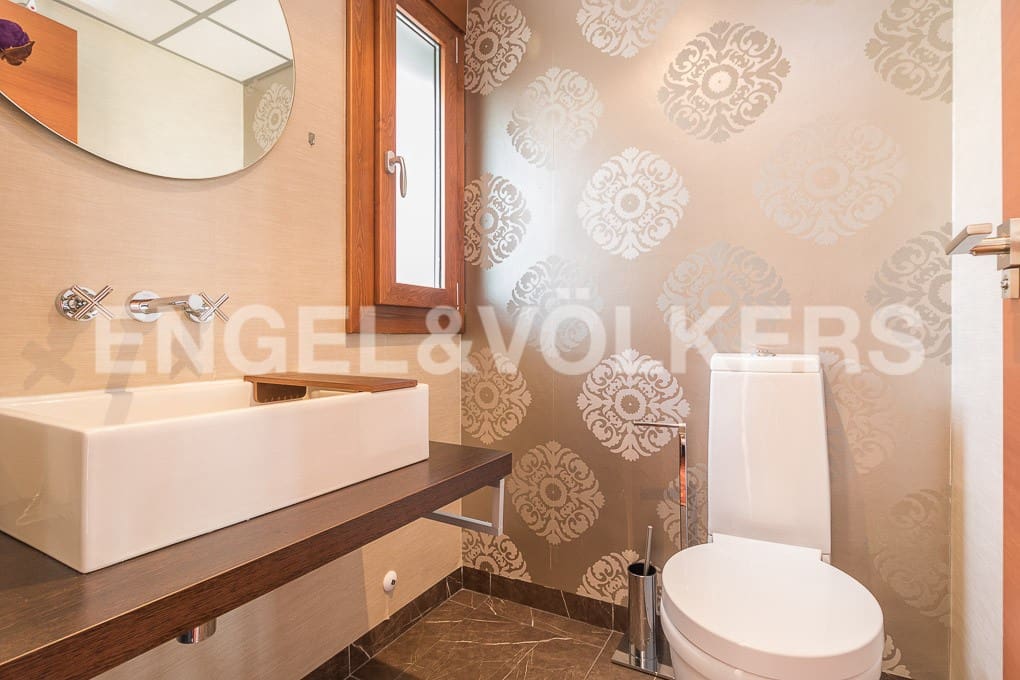 Chalet de 5 habitaciones en Guardamar del Segura en venta con piscina - 594.000 € (Ref: 7030262)