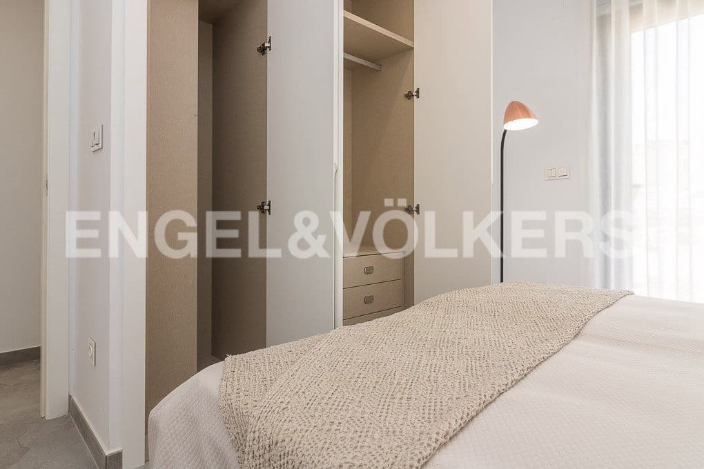 3 soveværelse Lejlighed til salg i Torrevieja med swimmingpool garage - € 330.000 (Ref: 7030269)
