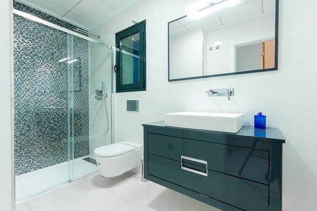 Chalet de 3 habitaciones en Pilar de la Horadada en venta con piscina - 399.000 € (Ref: 7030293)