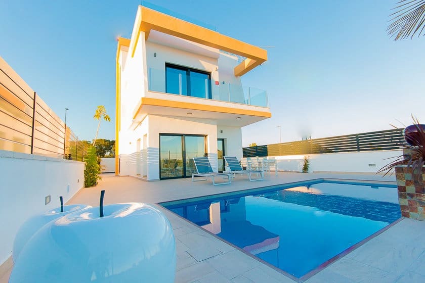 3 soverom Villa til salgs i Pilar de la Horadada med svømmebasseng - € 399 000 (Ref: 7030293)