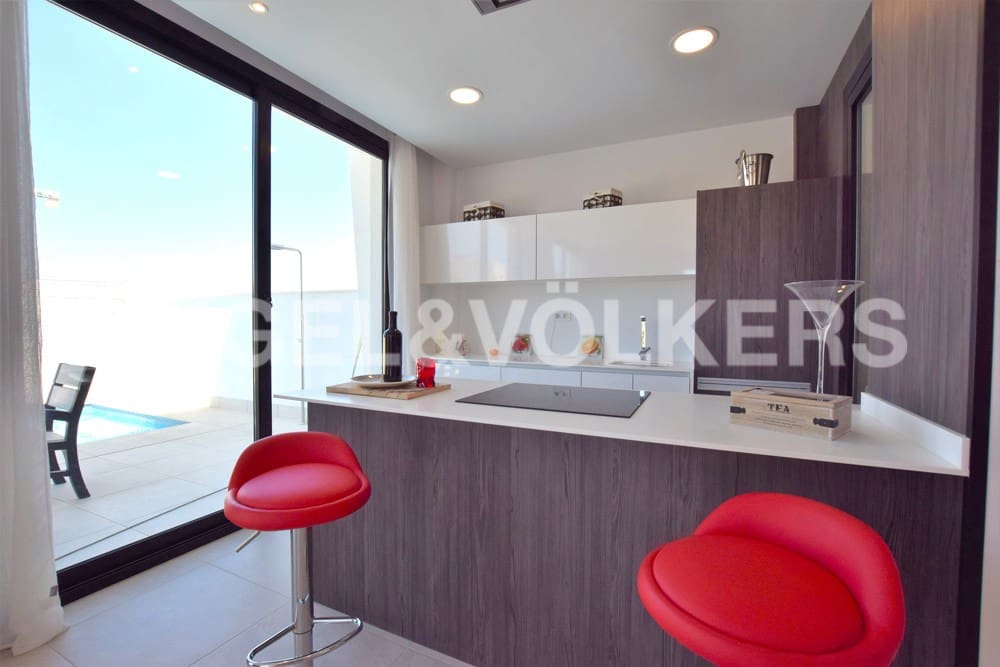 3 bedroom Villa for sale in Los Montesinos with pool - € 405,900 (Ref: 7030296)