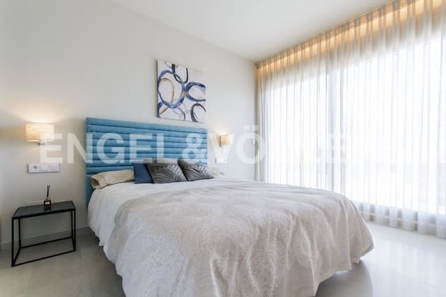 4 bedroom Villa for sale in San Miguel de Salinas with pool garage - € 699,000 (Ref: 7030301)