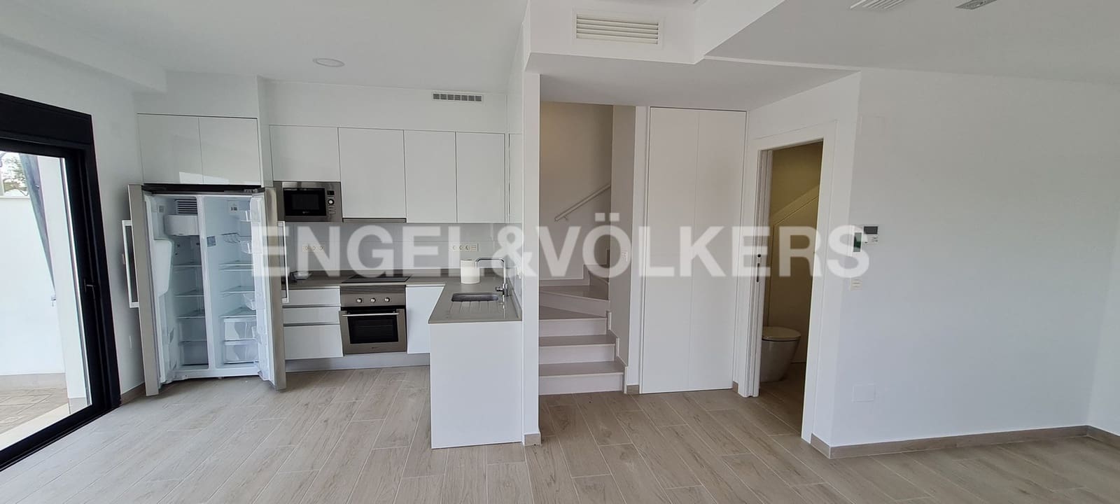 3 camera da letto Villa in vendita in Villamartin con piscina - 399.900 € (Rif: 7030302)