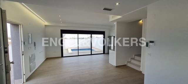 3 camera da letto Villa in vendita in Villamartin, Orihuela con piscina - 399.900 € (Rif: 7030302)