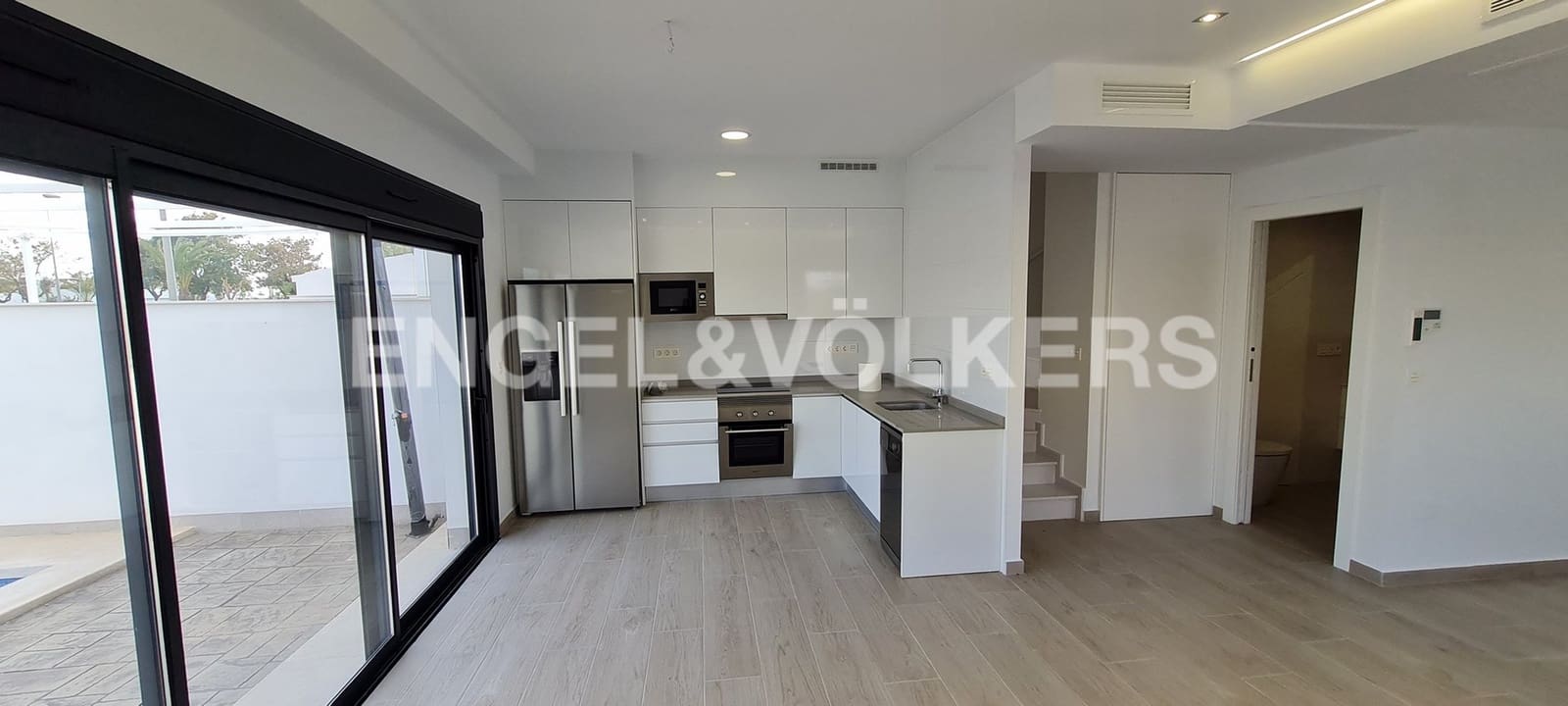 3 camera da letto Villa in vendita in Villamartin con piscina - 399.900 € (Rif: 7030302)