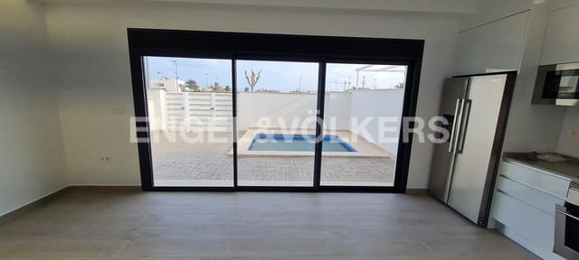 3 camera da letto Villa in vendita in Villamartin, Orihuela con piscina - 399.900 € (Rif: 7030302)