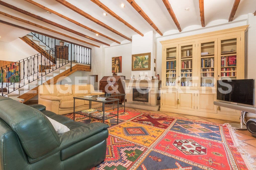 6 bedroom Villa for sale in San Miguel de Salinas with pool garage - € 800,000 (Ref: 7030307)