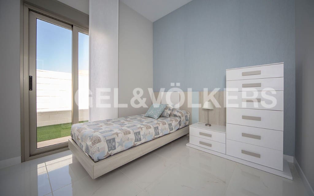 3 camera da letto Villa in vendita in Villamartin con piscina - 390.000 € (Rif: 7030310)