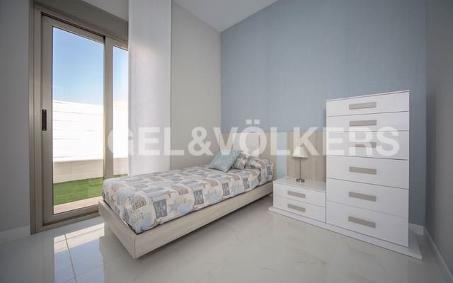 3 camera da letto Villa in vendita in Villamartin, Orihuela con piscina - 390.000 € (Rif: 7030310)