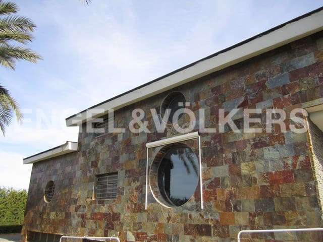 Chalet de 5 habitaciones en Los Montesinos en venta con piscina - 2.170.000 € (Ref: 7030315)